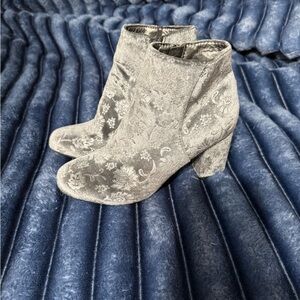 Elegant Silver Gray Floral Ankle Boots